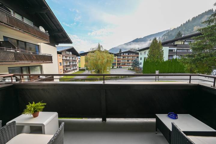 Ganze Wohnung, Domizil Alpine Retreat 11 with balcony in Hohe Tauern, Kaprun