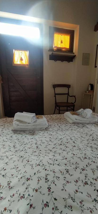 Chalet in Tolfa, Provincia di Viterbo