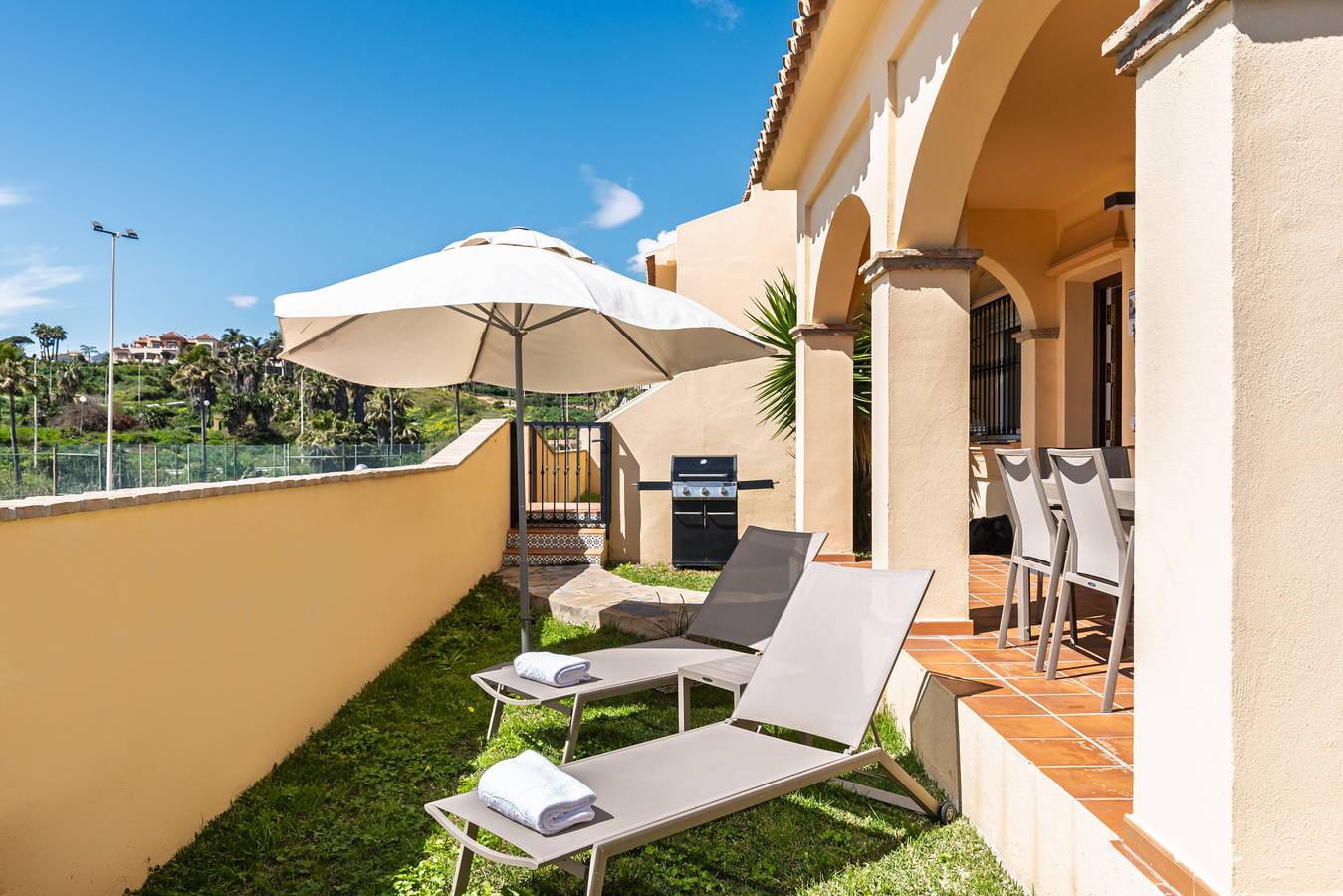 Entire apartment, Alfresco Stays Mijas Costa Sea Escape in Playa El Bombo, Mijas
