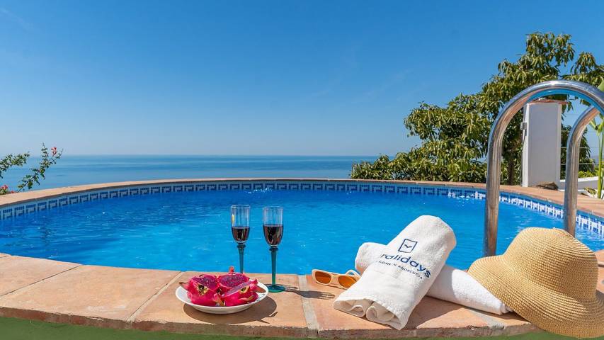 Chalet para 4 personas, con piscina y balcón/terraza en Axarquía