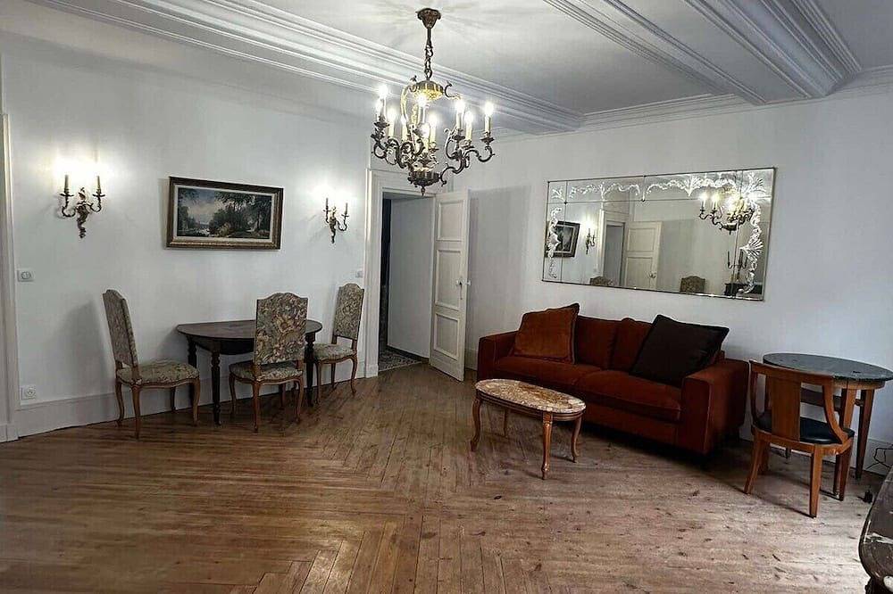 Entire apartment, Le Royal, F2 downtown in Bayeux, Bayeux region