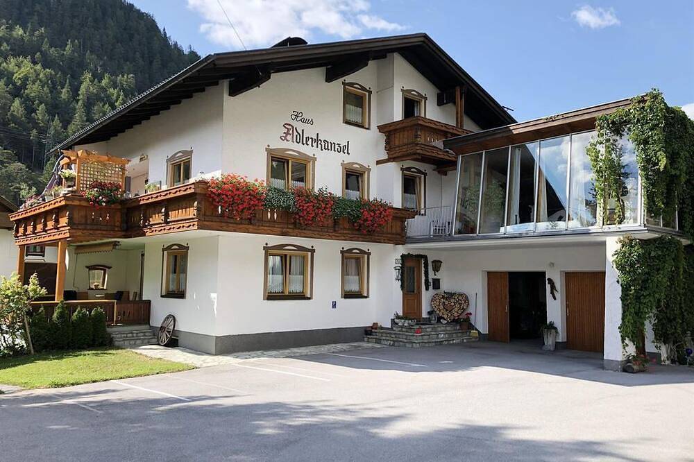 Ganze Wohnung, Nettes Appartement für 2 Personen - Haus Adlerkanzel in Scharnitz, Arnspitzgruppe