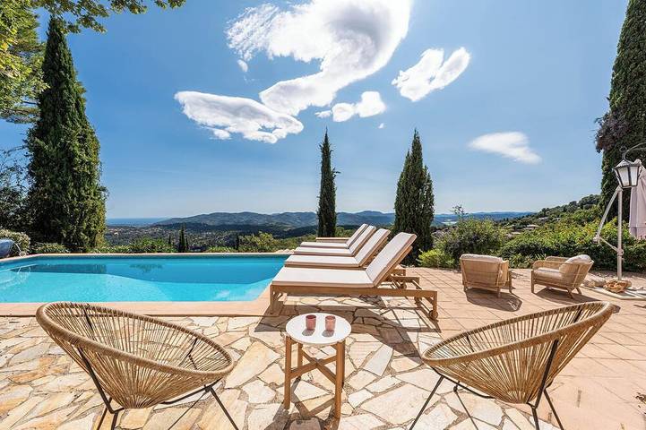 Villa für 8 Personen, mit Terrasse - 1