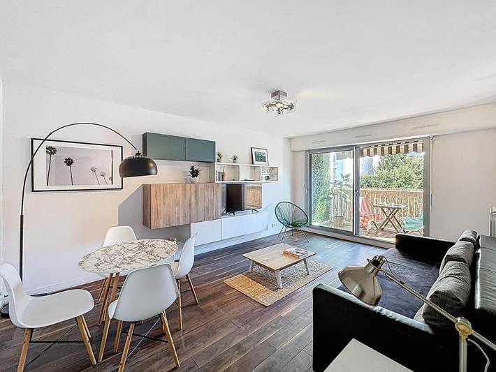 Gîte pour 4 personnes, avec balcon dans La Gare Du Midi Biarritz