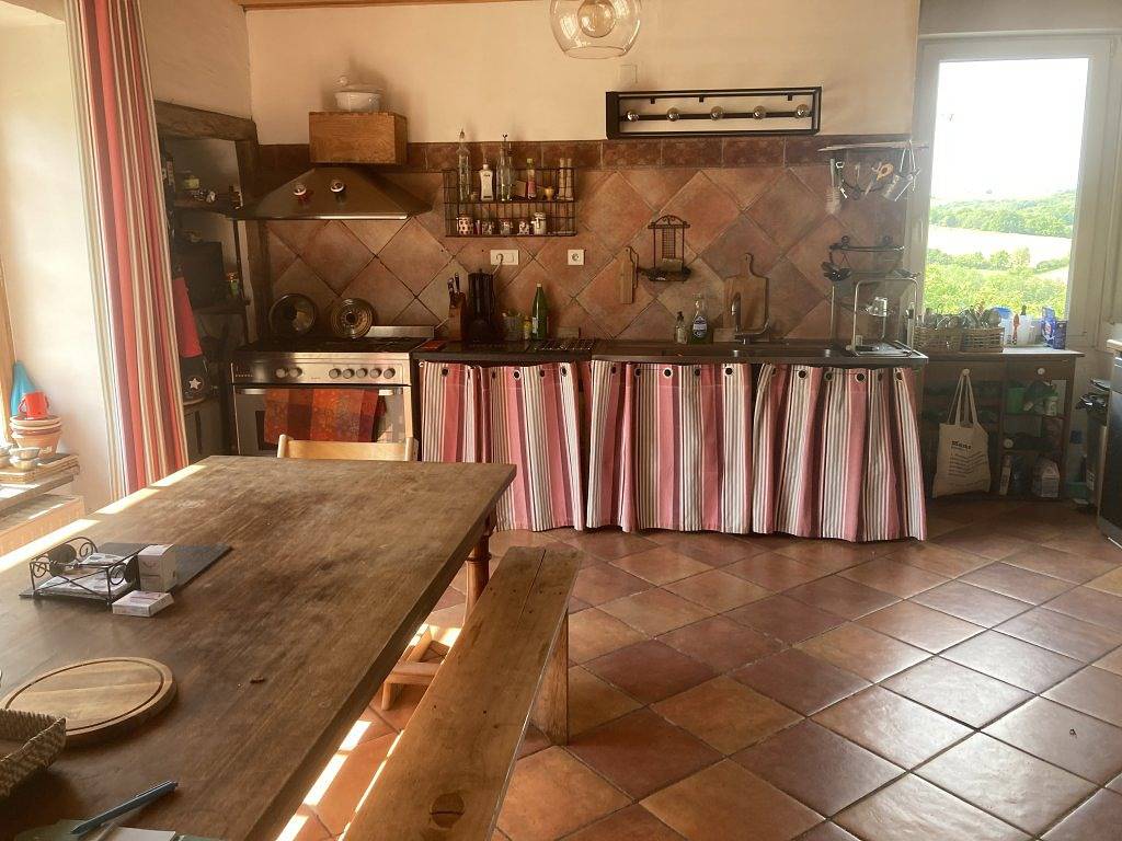 Maison de famille avec piscine, proche Marciac in Tourdun, Gers