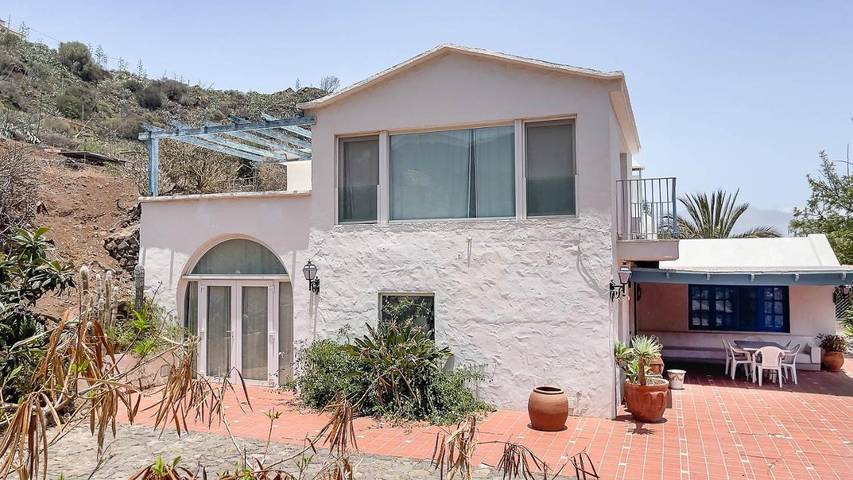 Casa rural para 8 personas, con piscina y terraza además de jardín y jacuzzi en Valsequillo de Gran Canaria