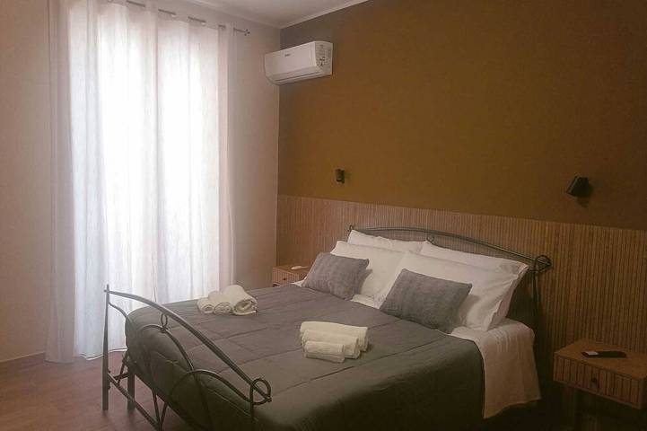 Entire apartment, Luxurious and comfortable apartment within walking distance of the Teatro Massimo in Castellammare (Palermo), Palermo