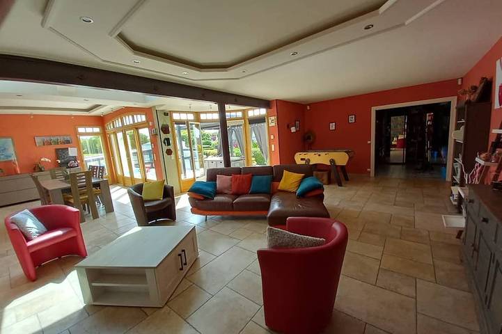 Location de vacances pour 10 personnes, avec jardin à La Fresnais - 2