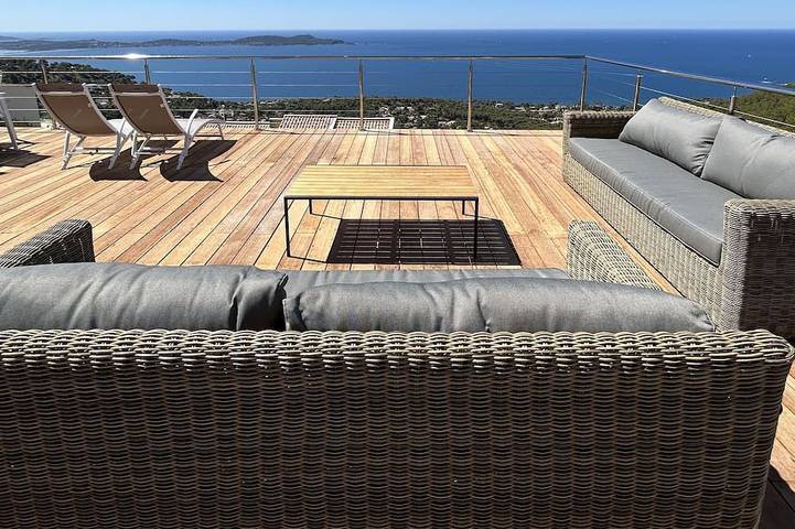 Villa pour 10 personnes, avec jardin et jacuzzi, animaux acceptés à Carqueiranne