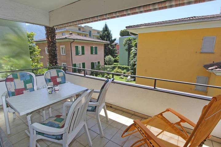 Ferienwohnung für 3 Personen, mit Balkon und Pool sowie Sauna in Ascona