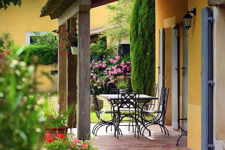 Maison de vacances pour 6 personnes, avec piscine et jardin
