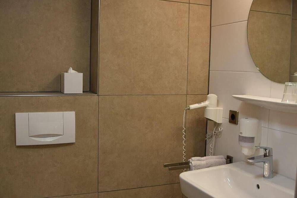 Apartamento inteiro, Ferienwohnung, 60qm, 1 Wohnzimmer, 1 Schlafzimmer, Max. 3 Personen in Frickingen, Bodenseekreis