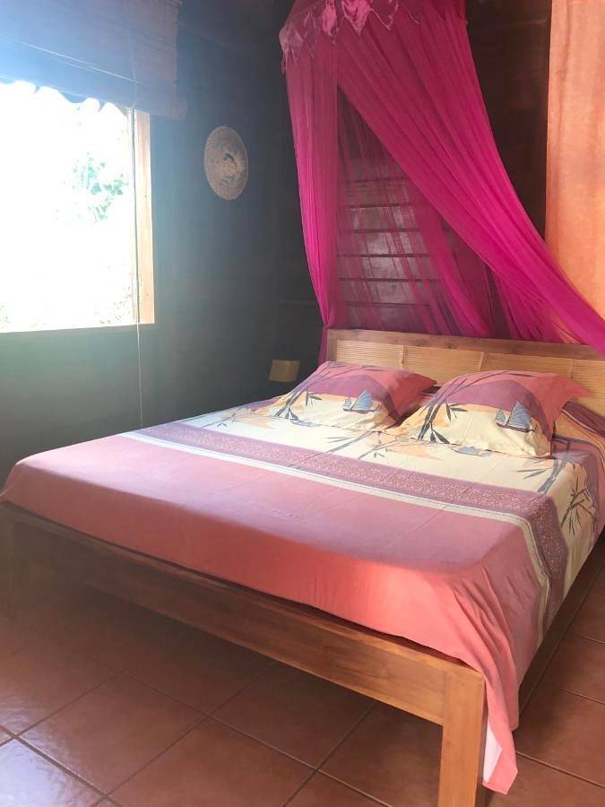 Parc de vacances pour 2 personnes, avec vue ainsi que piscine et jardin à Pointe-Noire - 4