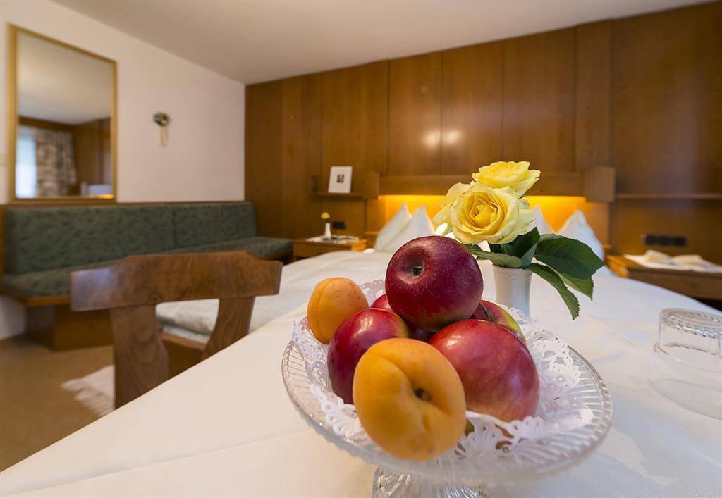 Doppelzimmer mit Dusche, Wc in Walchsee, Kaiserwinkl