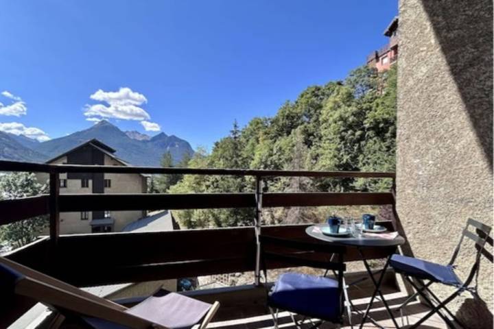 Location de vacances pour 10 personnes, avec balcon à Briançon