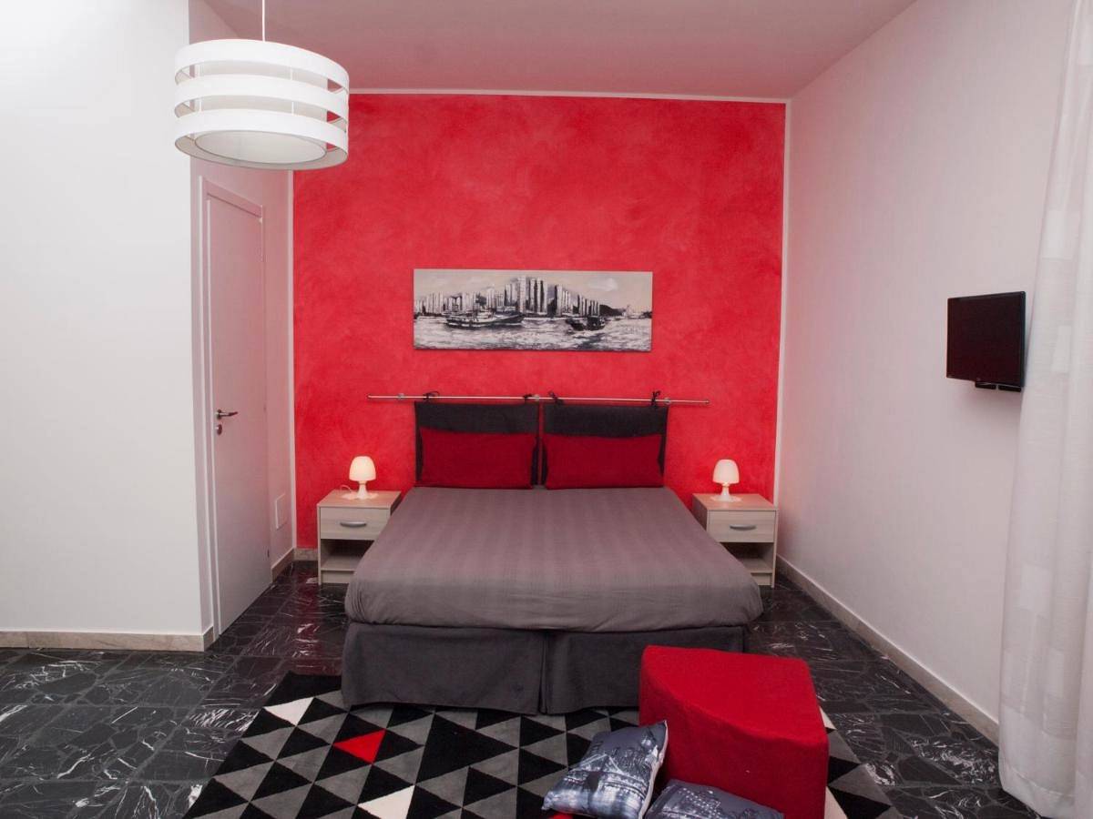 Double Room with Private Bathroom in Zafferana Etnea, Etna