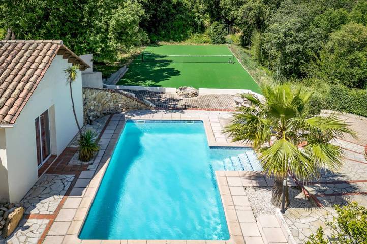 Location de vacances pour 10 personnes, avec jardin à Laroque-des-Albères - 2