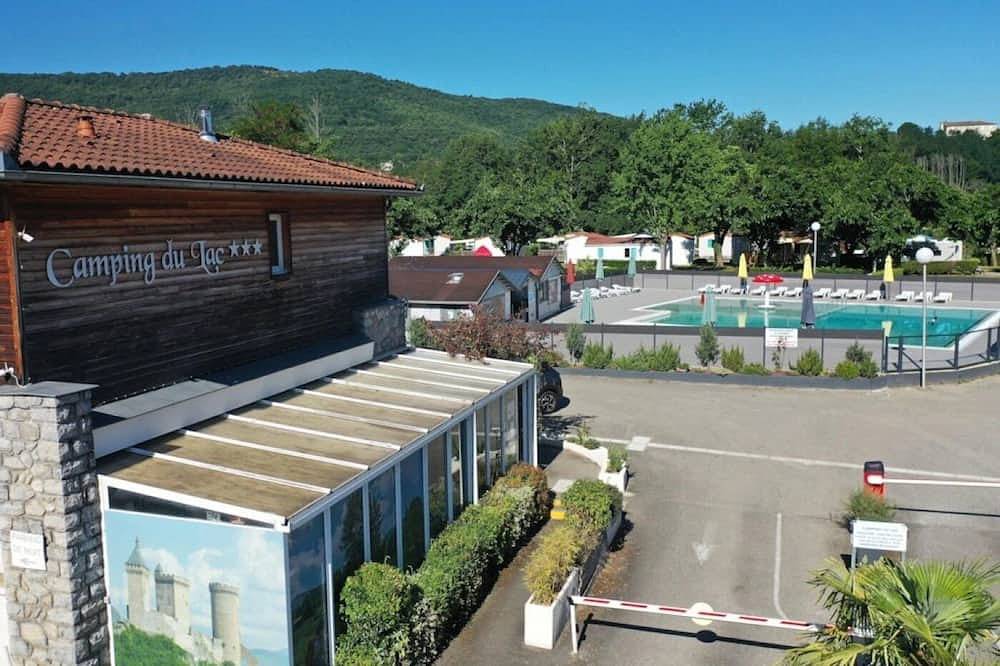 Camping 4 étoiles - Piscine - ccbeeci in Foix, Ariège