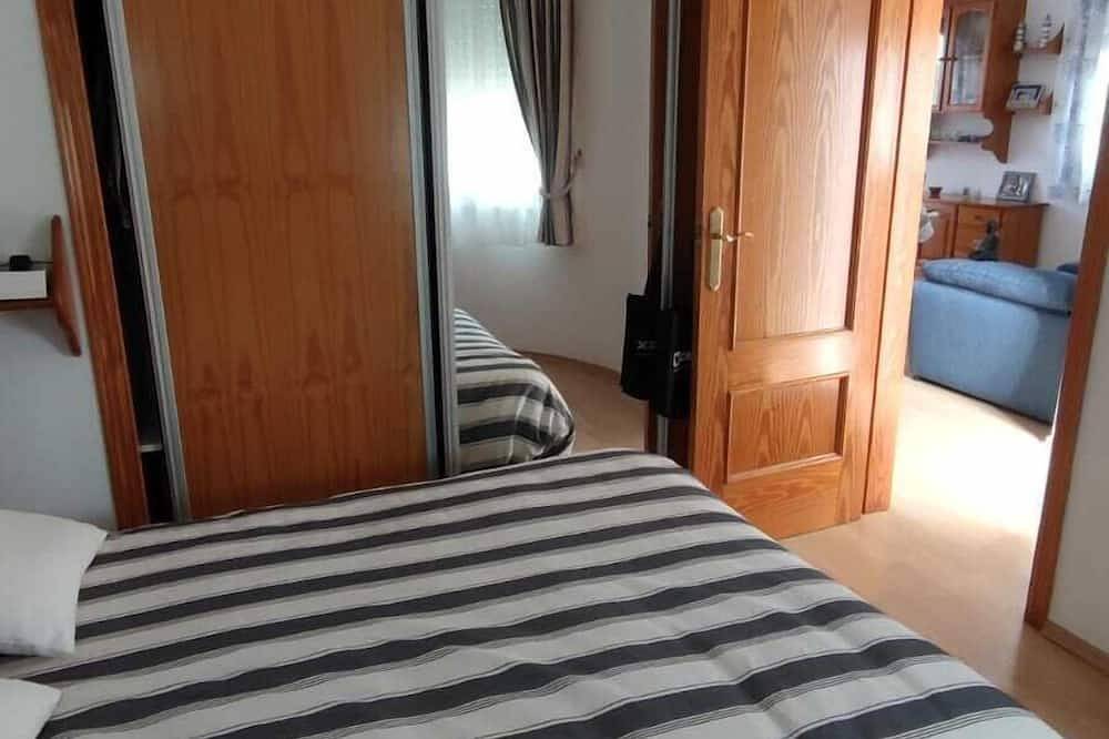 Schönes Haus in einer privaten Villa, ideal für Familien. in Miami Platja, Mont-roig del Camp