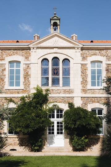 Chambre d’hôte pour 3 personnes, avec jardin et piscine à Mesnard-la-Barotière
