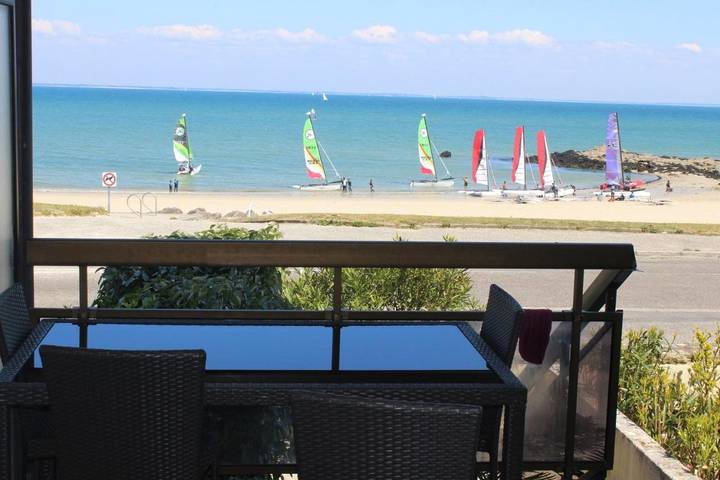 Gîte pour 2 personnes, avec vue et terrasse, animaux acceptés dans Plage Du Porigo