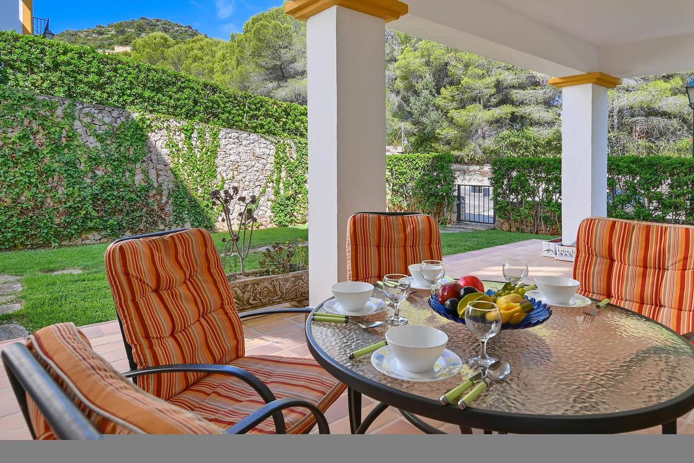 Apartamento entero, Apartamento de vacaciones para 4 personas con jardín in La Sella, Pedreguer