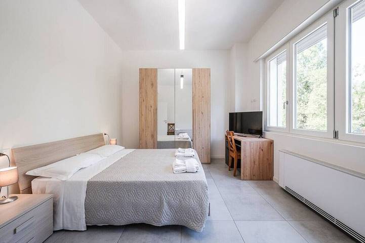 Appartement entier, Apt Imola Autodromo with Terrace and Parking in Imola, Province de Bologne