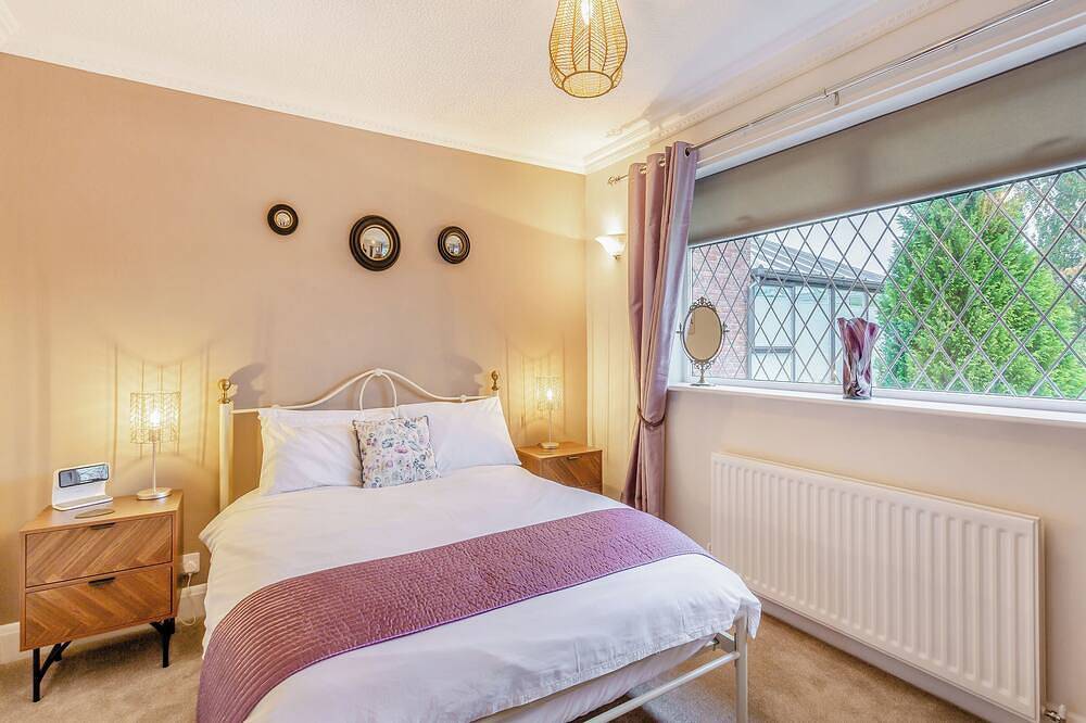 4 bedroom accommodation in Darlington, near Bishop Auckland in Darlington