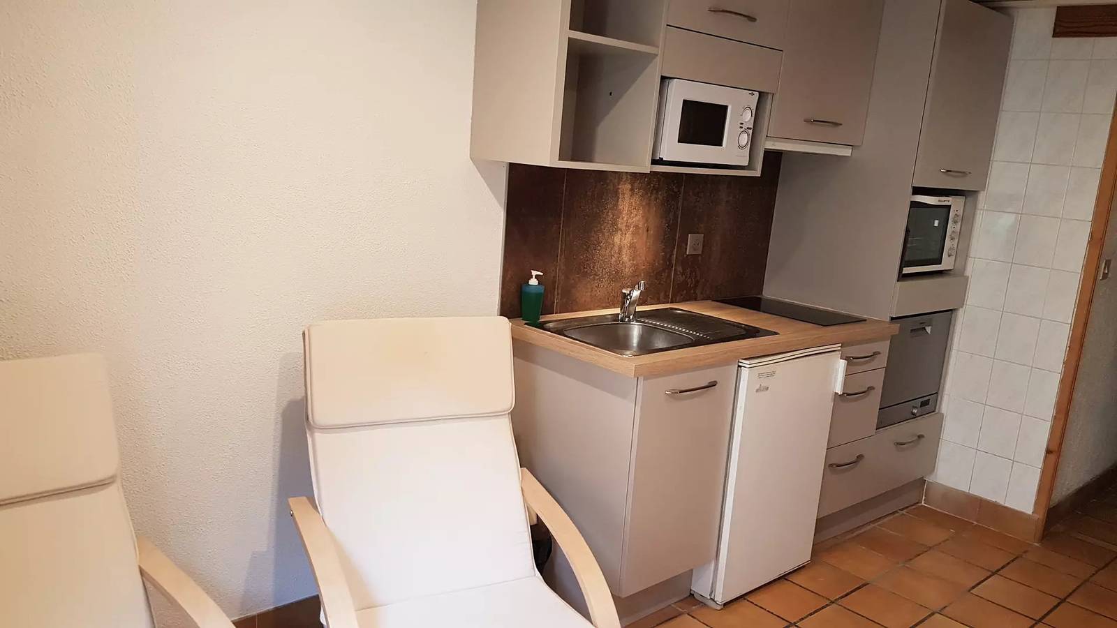 Ganze Wohnung, Ferienwohnung 2 Personen mit separatem Schlafzimmer in Bessans, Region Saint-Jean-de-Maurienne