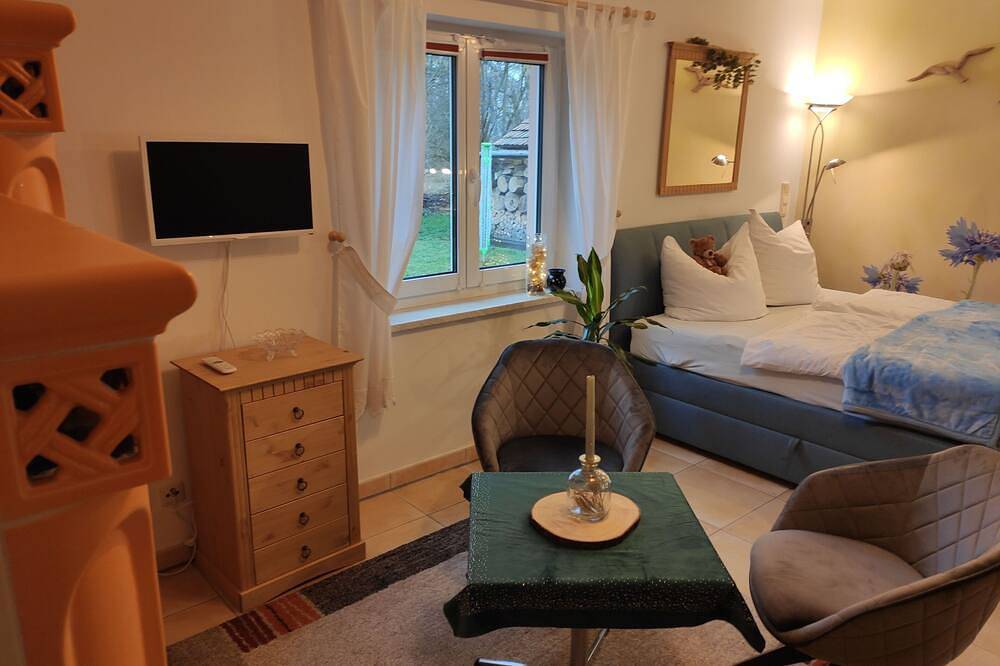 Ganze Wohnung, Ferienhaus am Holunderfließ - Ferienhaus, komb. Wz/Sz, Küche, Du/Wc, Garten in Byhleguhre, Byhleguhre-Byhlen