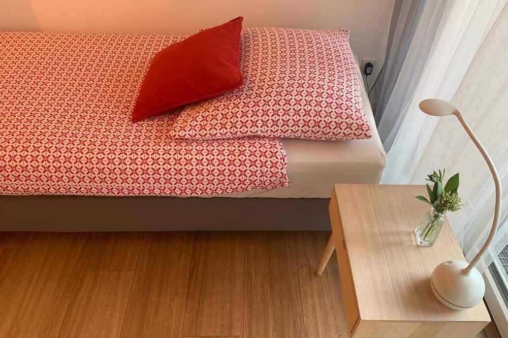 Ganze Wohnung, Gemütliche Ferienwohnung (20 qm) mit Fußbodenheizung und Balkon in Regensburg, Ostbayern