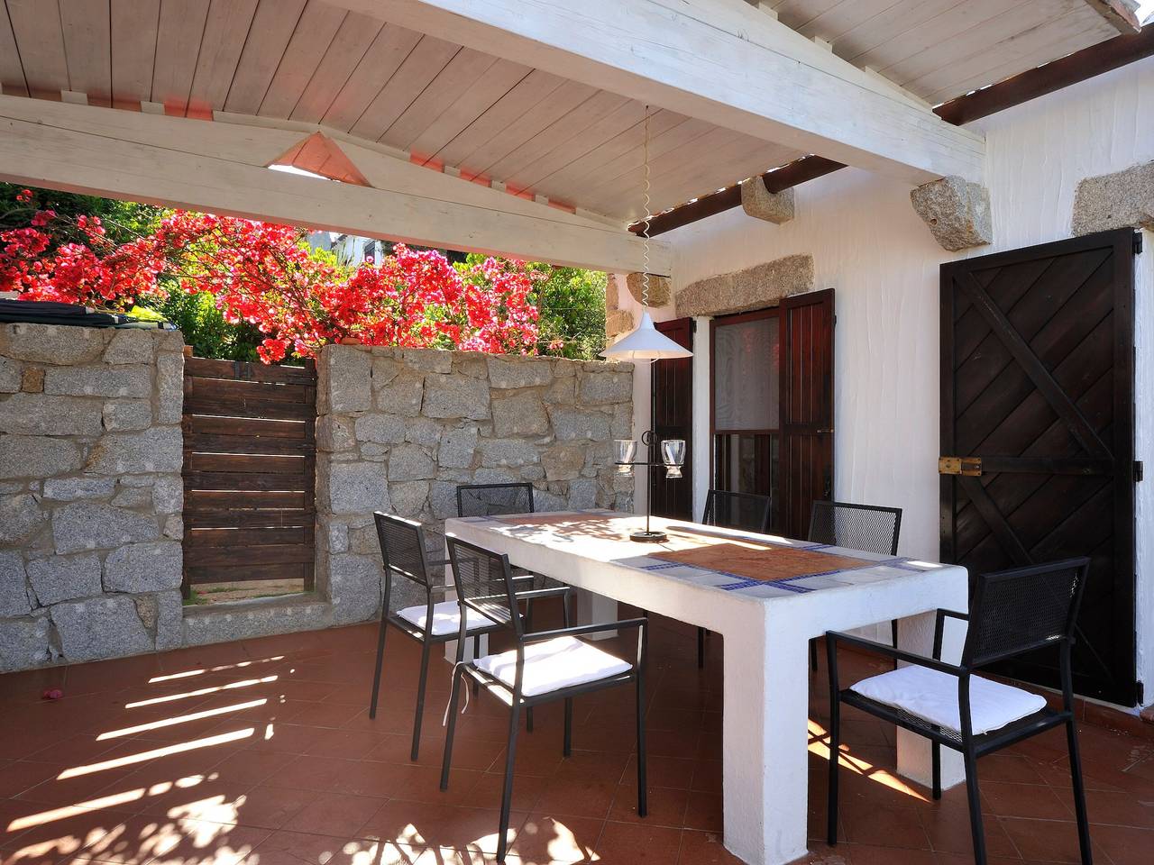 Villa 'Casa 15' con vista mare, terrazza privata e aria condizionata in Castel Sant'Elmo, Castiadas