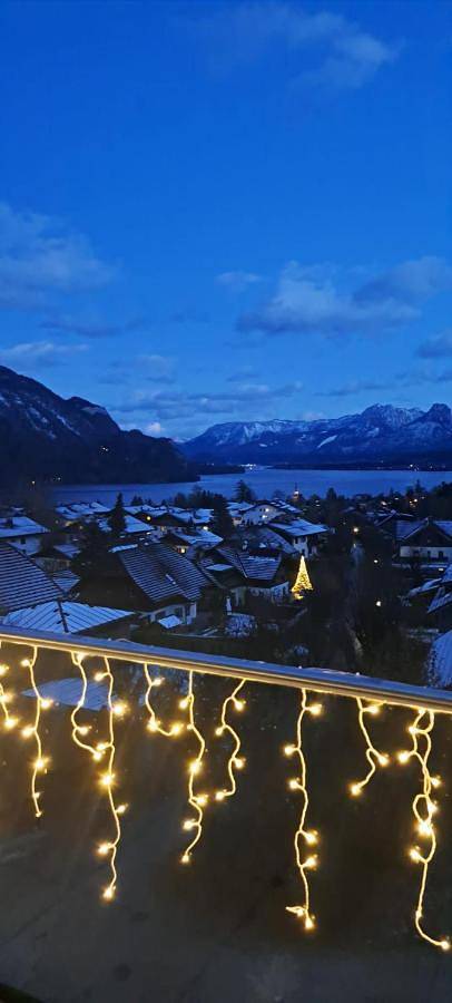 Ferienwohnung für 2 Personen, mit Ausblick und Terrasse sowie Seeblick in St. Gilgen