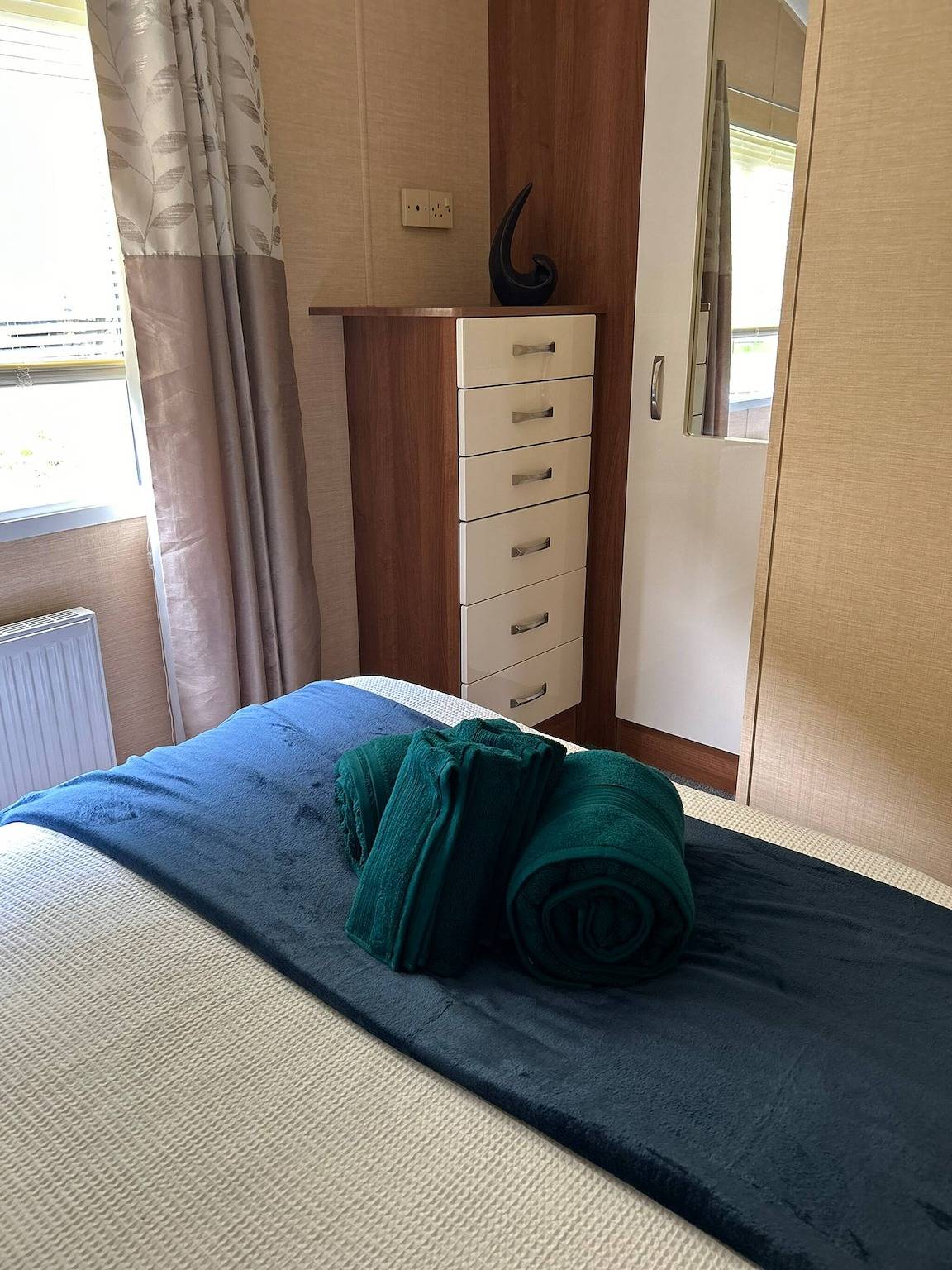Lovely and Comfy 3-Bedroom Mobile Home Retreat in Kirkcolm in Dumfries and Galloway