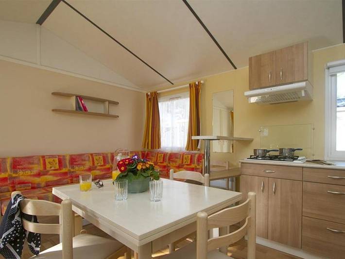 Mobil home pour 6 personnes, avec bassin pour enfant dans Plage De La Paree Du Jonc - 3