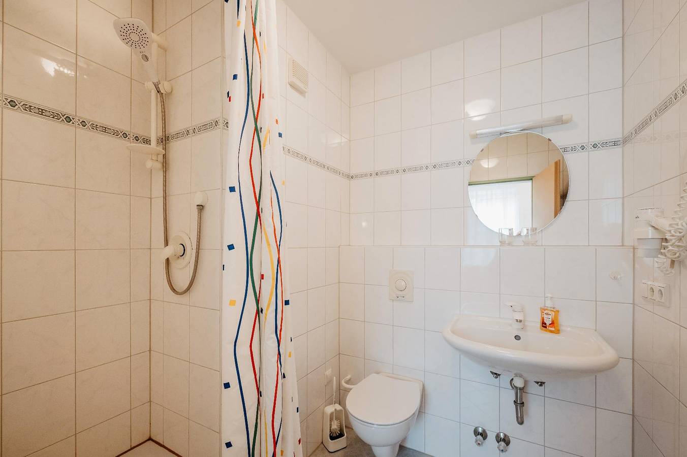 Ferienwohnungen Schiller - Zimmer/Appartement 18 qm in Bad Füssing, Bayerische Golf und Thermenland