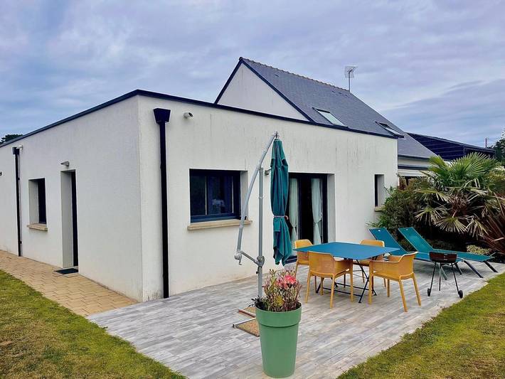 Gîte pour 2 personnes, avec Terrasse et Jardin à Penvénan