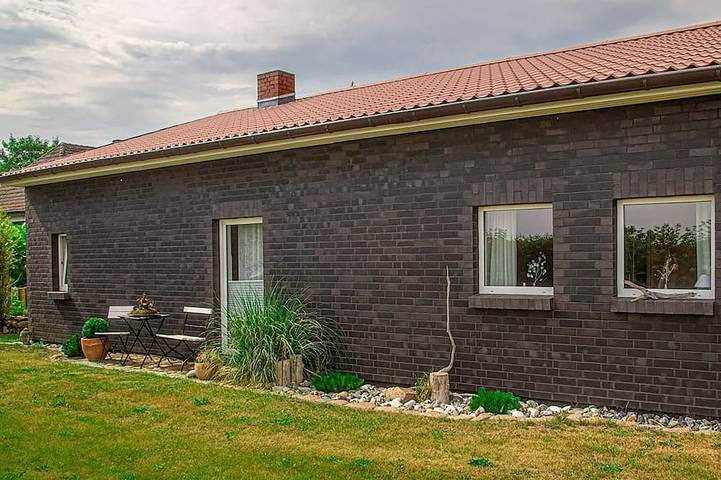Ferienhaus für 5 Personen, mit Terrasse und Garten