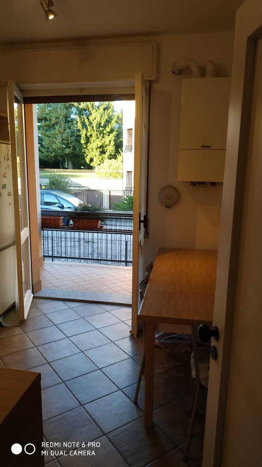 Appartement entier, Appartement de vacances "Residenza Gaia" au bord du lac avec jardin in Ispra, Comune di Ispra