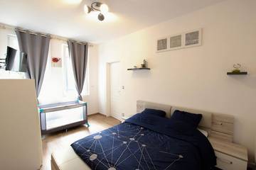Appartement De Vacances pour 4 Personnes dans Saint-Quentin, Aisne, Photo 1