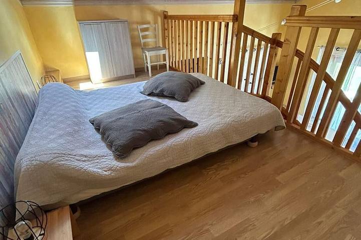 Location de vacances pour 2 personnes, avec jardin ainsi que terrasse et jacuzzi à Cayriech - 2