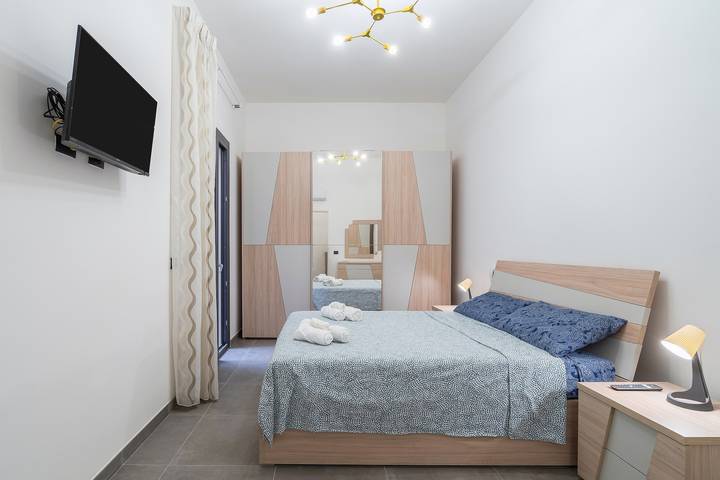 Appartamento intero, Appartamento "Erre House" con terrazza privata e Wi-Fi in Avola, Siracusa e dintorni