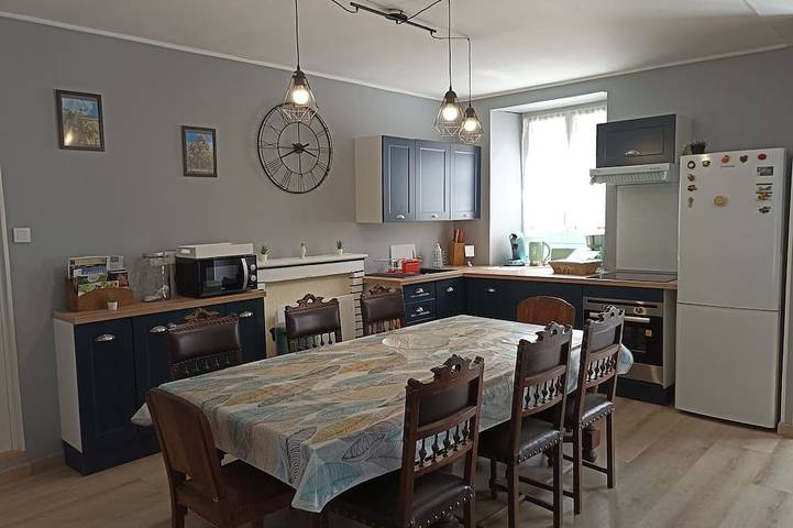 Gîte pour 9 personnes, avec jardin - 1