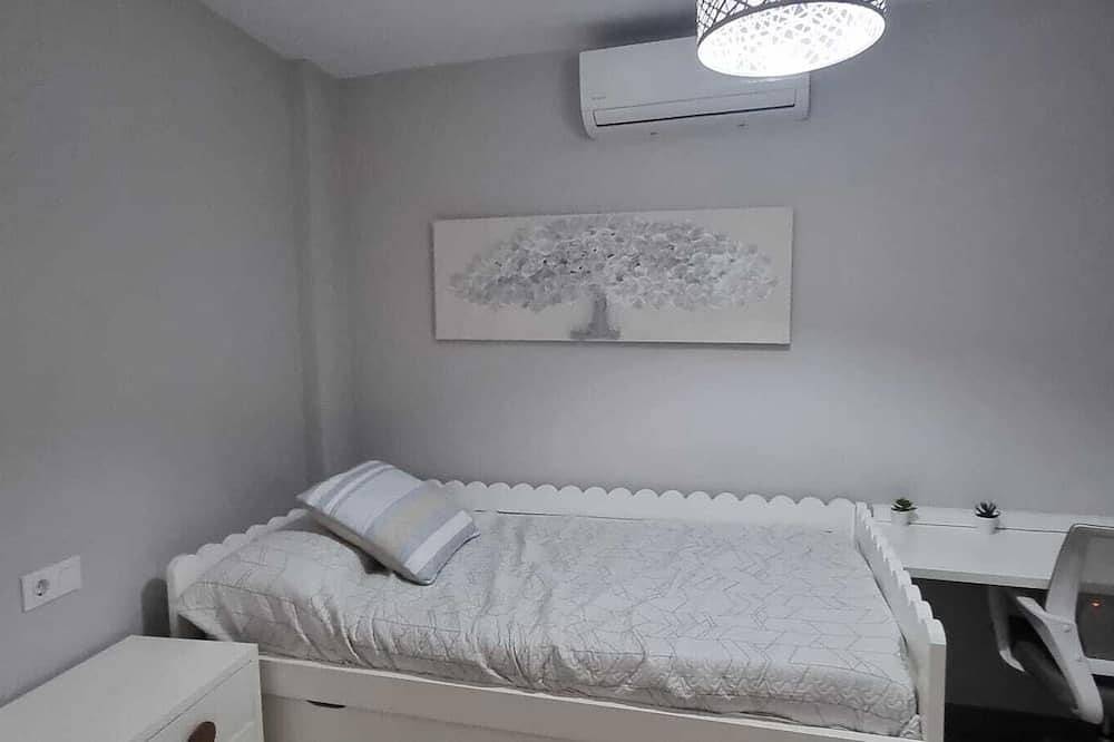 Entire apartment, Virrey del Pino, brand new apartment in Baena in Baena, Córdoba Province
