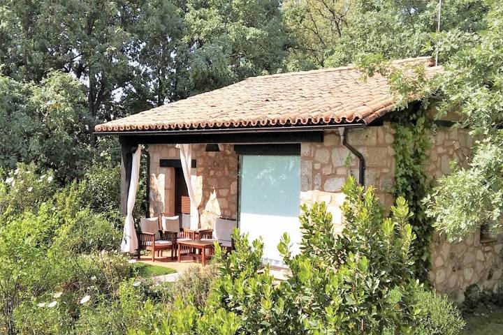 Apartamento de vacaciones para 6 personas, con jardín y piscina - 1