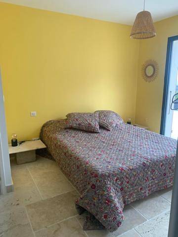 Location de vacances pour 15 personnes, avec jardin ainsi que piscine et vue, animaux acceptés à Zilia - 2