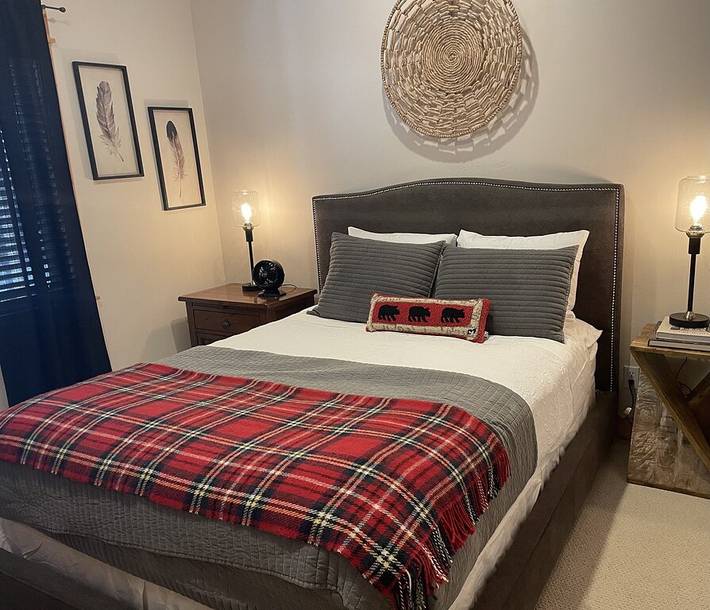 Vacation home for 8 people, with hot tub and yard in Breckenridge