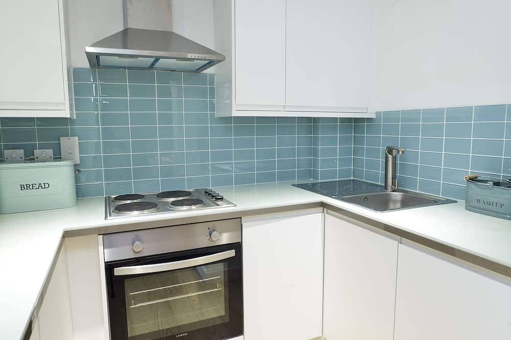 Geheel appartement, Tuin appartement met bubbelbad en sauna in Brighton, Sussex