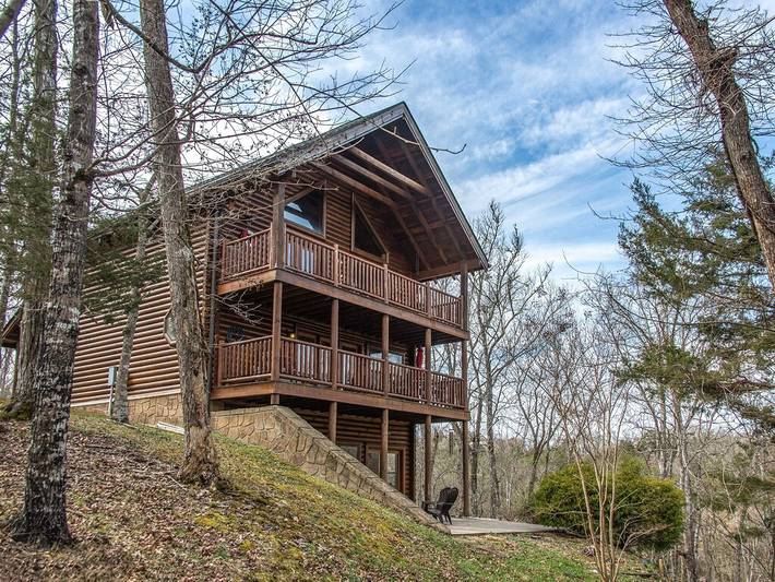 Log cabin for 14 people, with balcony in Douglas Lake