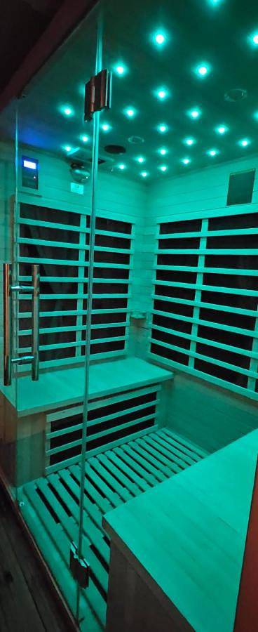 Chalet pour 2 personnes, avec piscine et jacuzzi ainsi que jardin et sauna en Normandie - 4